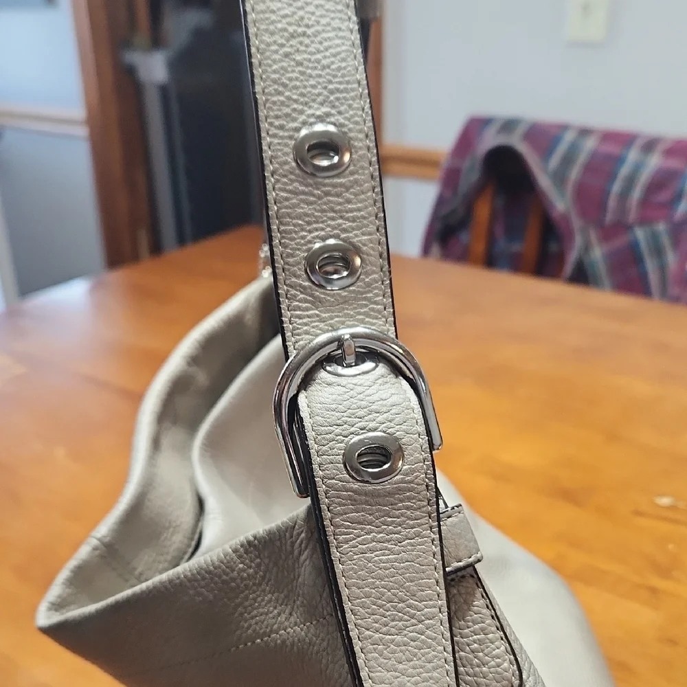 Coach Champagne Gold Pebbled leather  Hobo Bag, Vintage